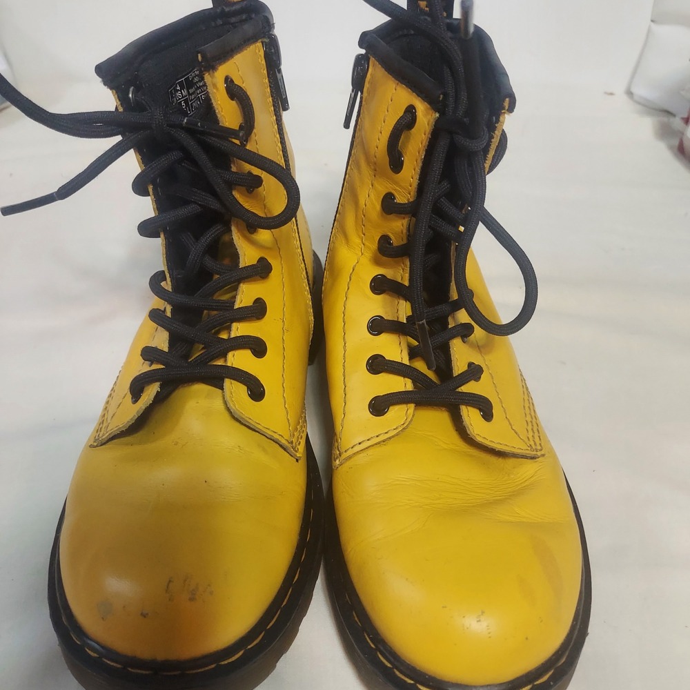 Dr Martens 1460 J Yellow Leather Lace Up Zip Boots Kids Size 4Y‎ Read!
